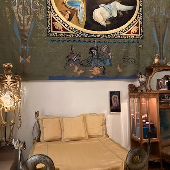 Teatre-Museu Dalí - Dali's Bedroom - Museums Near Me - Figueres, GI