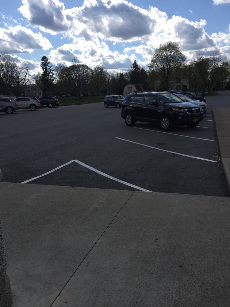 HIGHLAND PARK PLAYGROUND Updated July 2024 14 Photos Highland Rd