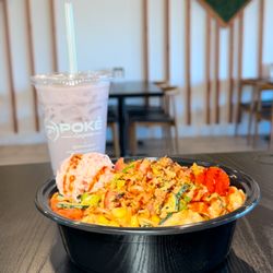 Poke Lounge