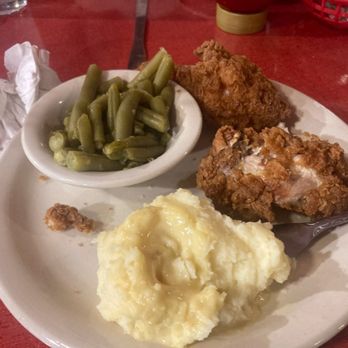 Lee's Chicken Restaurant - American Near Me - Lincoln, Nebraska Lee's Chicken Restaurant - American Near Me - Lincoln, Nebraska