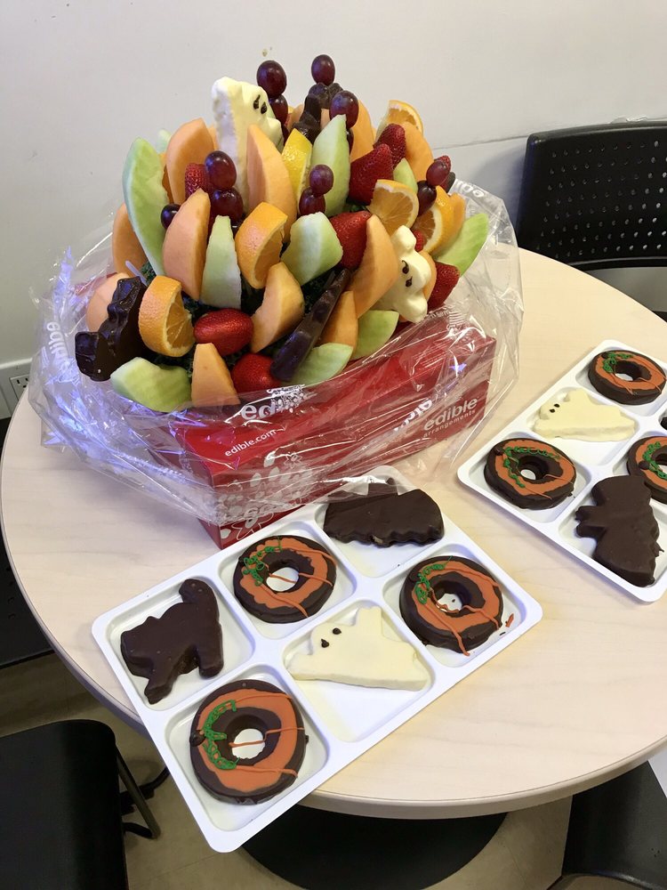 EDIBLE ARRANGEMENTS 36 Photos & 34 Reviews Gift Shops 5945 State