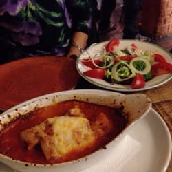 El Paradiso Del Chibo - Cannelloni and Miso salad