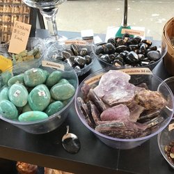 Little Rock and Gem Shop - Tumbled and polished stones