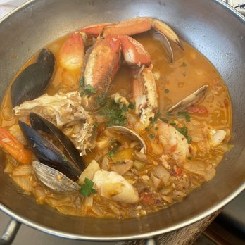 Sam's Chowder House - Cioppino - Seafood Near Me - Half Moon Bay, California Sam's Chowder House - Cioppino - Seafood Near Me - Half Moon Bay, California