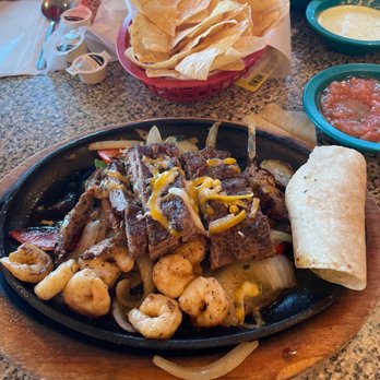 Chuy's - Mexican Near Me - San Antonio, Texas