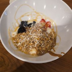 Al's Table - Yogurt, granola parfait