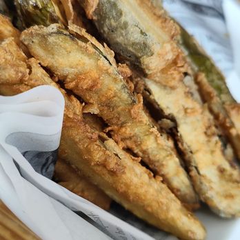 State 48 Rock House - Fried pickles - Breweries Near Me - Phoenix, Arizona