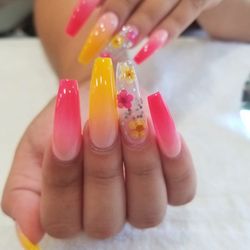 TX Colome Nails Salon