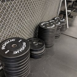 CrossFit Condor - New weights are in the building!