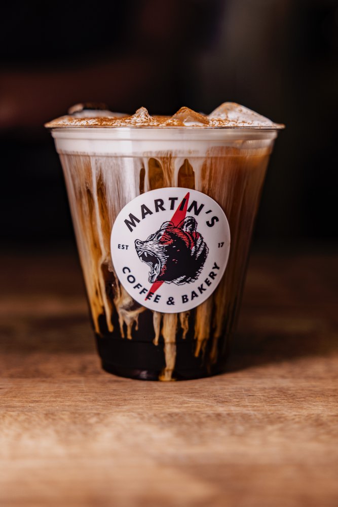 Martin’s - Coffee & Bakery Logo