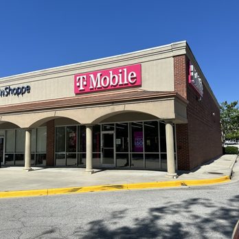 T-Mobile Experience Store - Mobile Phones Near Me - Augusta, Georgia