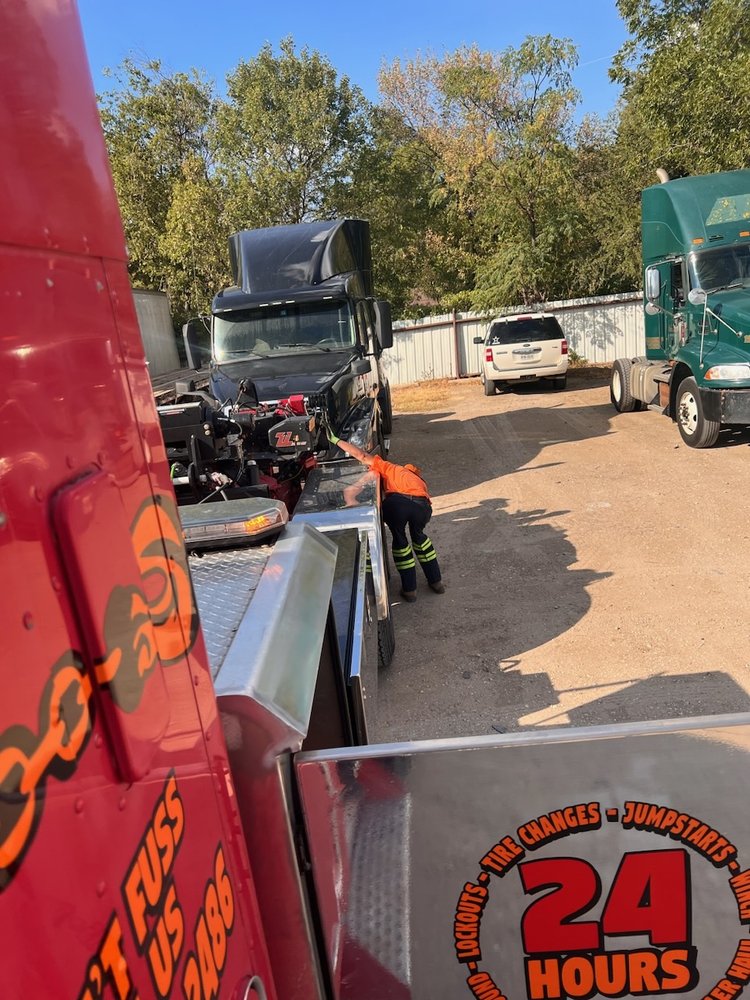 I30 TOWING Updated August 2024 Rockwall, Texas Towing Phone