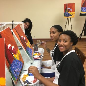 Grapevine Studios - Paint & Sip Near Me Grapevine Studios - Paint & Sip Near Me