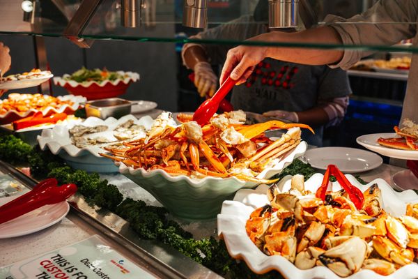 Umi Hot Pot Sushi & Seafood Buffet by null