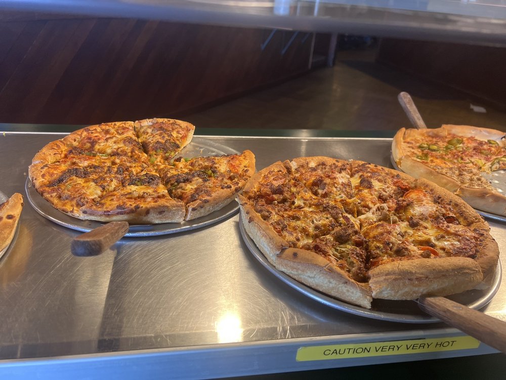 BIG CHEESE PIZZA Updated August 2024 10 Photos & 15 Reviews 2404