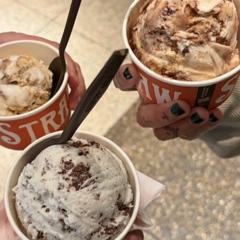 Salt & Straw - Choc chip mint - Desserts Near Me - San Jose, California Salt & Straw - Choc chip mint - Desserts Near Me - San Jose, California