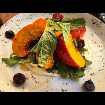 It's Italia - Peach salad - Italian Near Me - Half Moon Bay, California It's Italia - Peach salad - Italian Near Me - Half Moon Bay, California