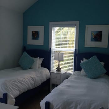 Coral Lagoon Resort - 3rd bedroom with twin beds - Hotels Near Me - Marathon, Florida Coral Lagoon Resort - 3rd bedroom with twin beds - Hotels Near Me - Marathon, Florida