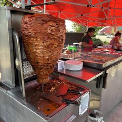 Gil’s Tacos - Al pastor trompo