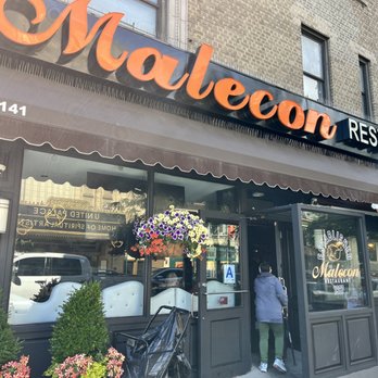 Malecon Restaurant - Dominican Near Me - New York, New York