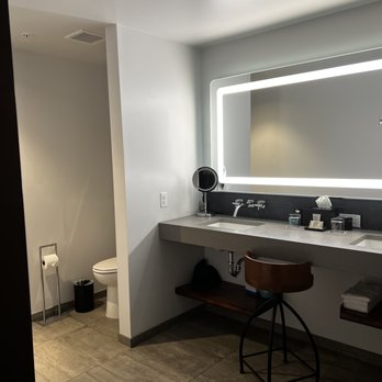 The Maven Hotel at Dairy Block - Hotels Near Me - Denver, Colorado
