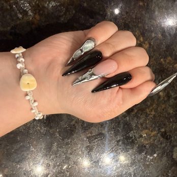 Aveda Institute Las Vegas - new set - Cosmetology Schools Near Me - Las Vegas, Nevada