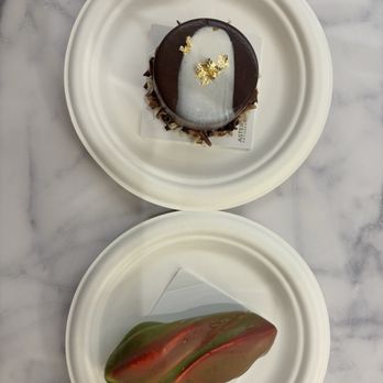 Asters Patisserie - Desserts Near Me - Toronto, Ontario