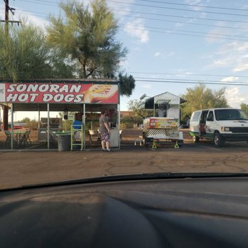 La Carreta del Rorro - Found a new Sonora dog place to check out! - Food Trucks Near Me - Tucson, Arizona La Carreta del Rorro - Found a new Sonora dog place to check out! - Food Trucks Near Me - Tucson, Arizona