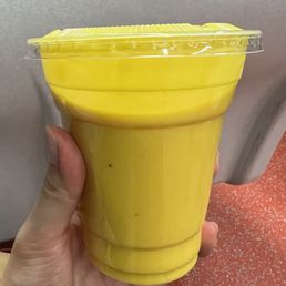 Mango lassi