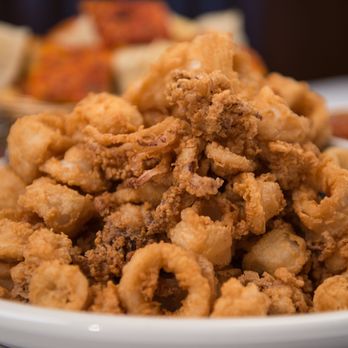Carmine's - Time Square - Fried Calamari - Italian Near Me - New York, New York