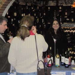 Hi-Way Liquors & Wine Cellar - Wine tasting!