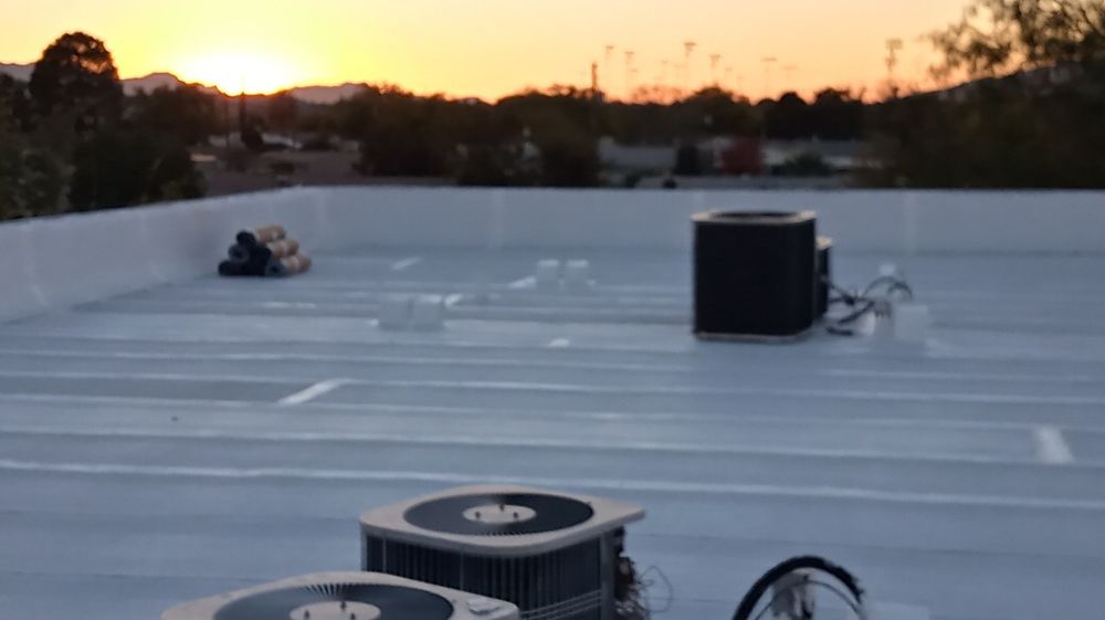 Slide of iDeal Roofing Solutions