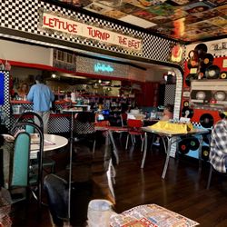 Retro Diner