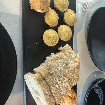 Cork And Crust - Bread board and awesome butters! - Pizza Near Me - Newport News, Virginia