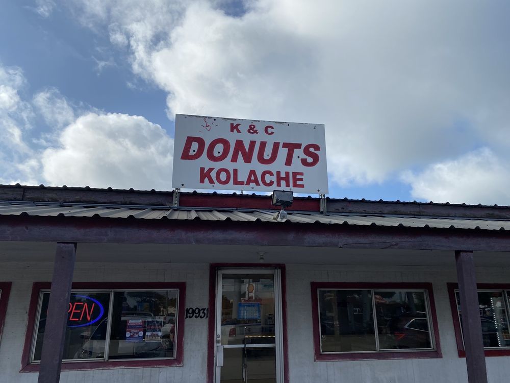 K & C Donuts Logo