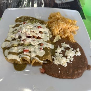 El Mariachi Restaurant Bar - Mexican Near Me - Fredericton, New Brunswick