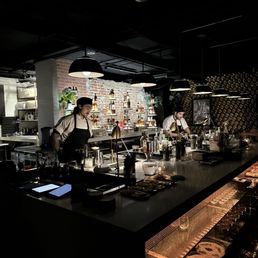 Bar Bar