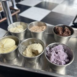 Kaiser's Grateful Bean Cafe - 4/2026 Ice cream sample (pretty sure they didn't give us the right flavors)