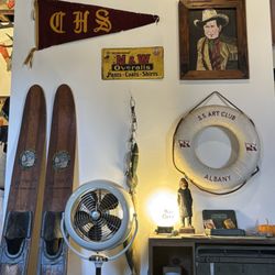 Herbert’s Vintage and Coffee - Even the decor is curated perfectly to create an atmosphere that I loved.