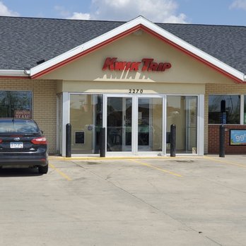Kwik Trip - a car parked in front of a restaurant - Convenience Stores Near Me - Owatonna, Minnesota Kwik Trip - a car parked in front of a restaurant - Convenience Stores Near Me - Owatonna, Minnesota