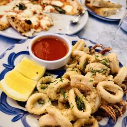 da LaPosta - Calamari & Margherita