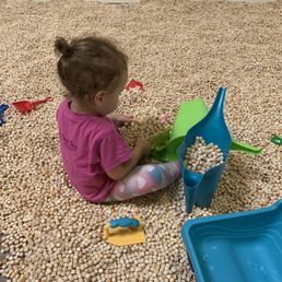 My daughter playing in the hinoki? Cubes