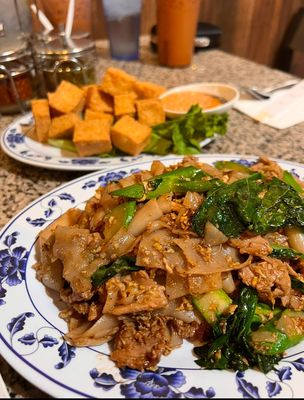 Sanamluang Cafe Hollywood by null