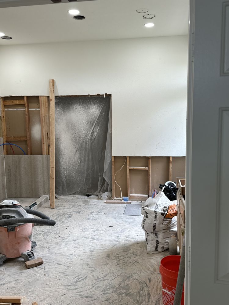 Slide of SH Contractors & Real Estate