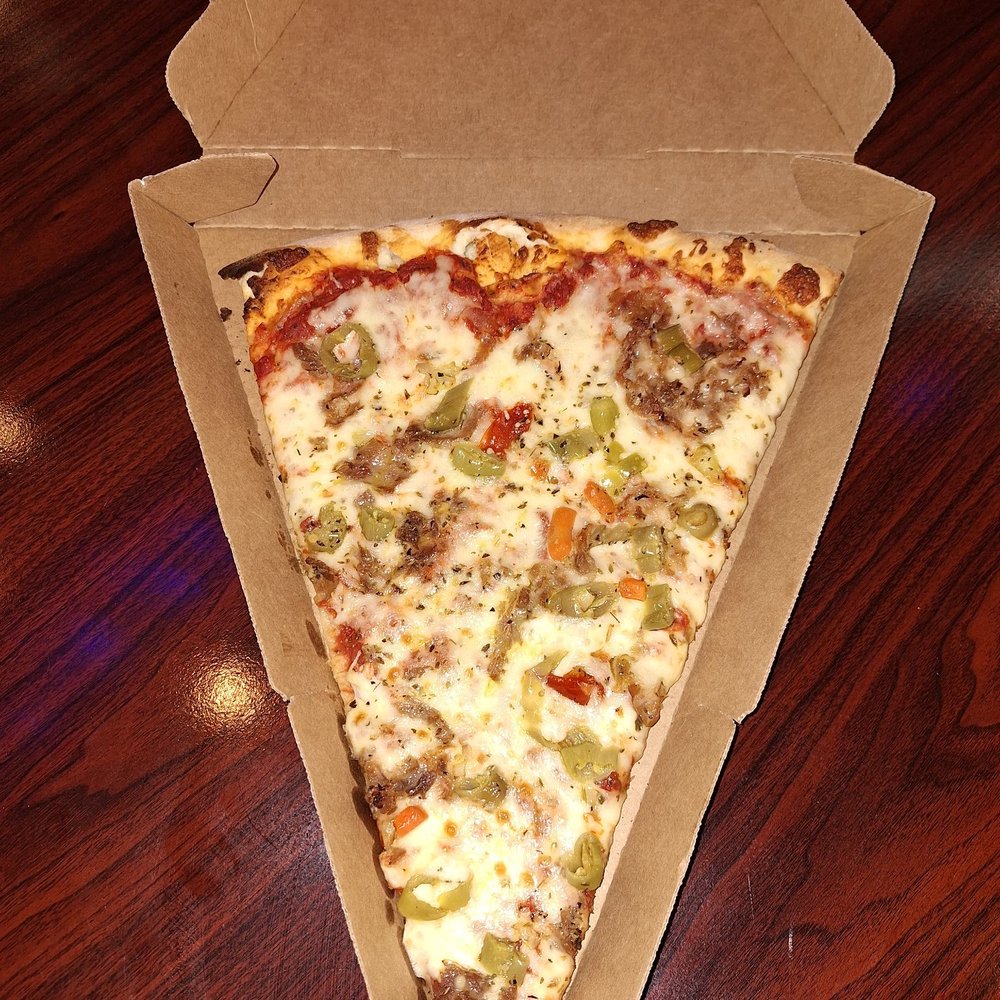 Wow Pizzeria - Italian Beef Pizza. - Pizza Near Me - Chicago, Illinois