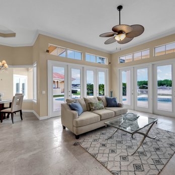 Restyled Spaces by Shelly - Home Staging Near Me