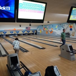 Clique Bowling Lanes - They got new screens and UIs!