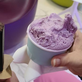 D'Liras - Vegan Chocolate Paleta, Lavender Gelato. - Bakeries Near Me - Wilton Manors, Florida D'Liras - Vegan Chocolate Paleta, Lavender Gelato. - Bakeries Near Me - Wilton Manors, Florida