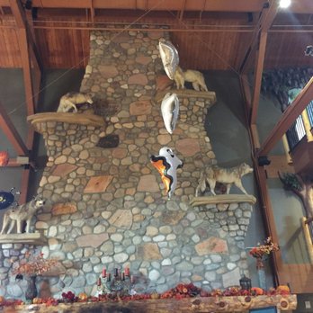 Great Wolf Lodge - Halloween time fire Place mantle - Resorts Near Me - Concord, North Carolina Great Wolf Lodge - Halloween time fire Place mantle - Resorts Near Me - Concord, North Carolina