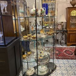 GasLamp Antiques & Decorating Mall